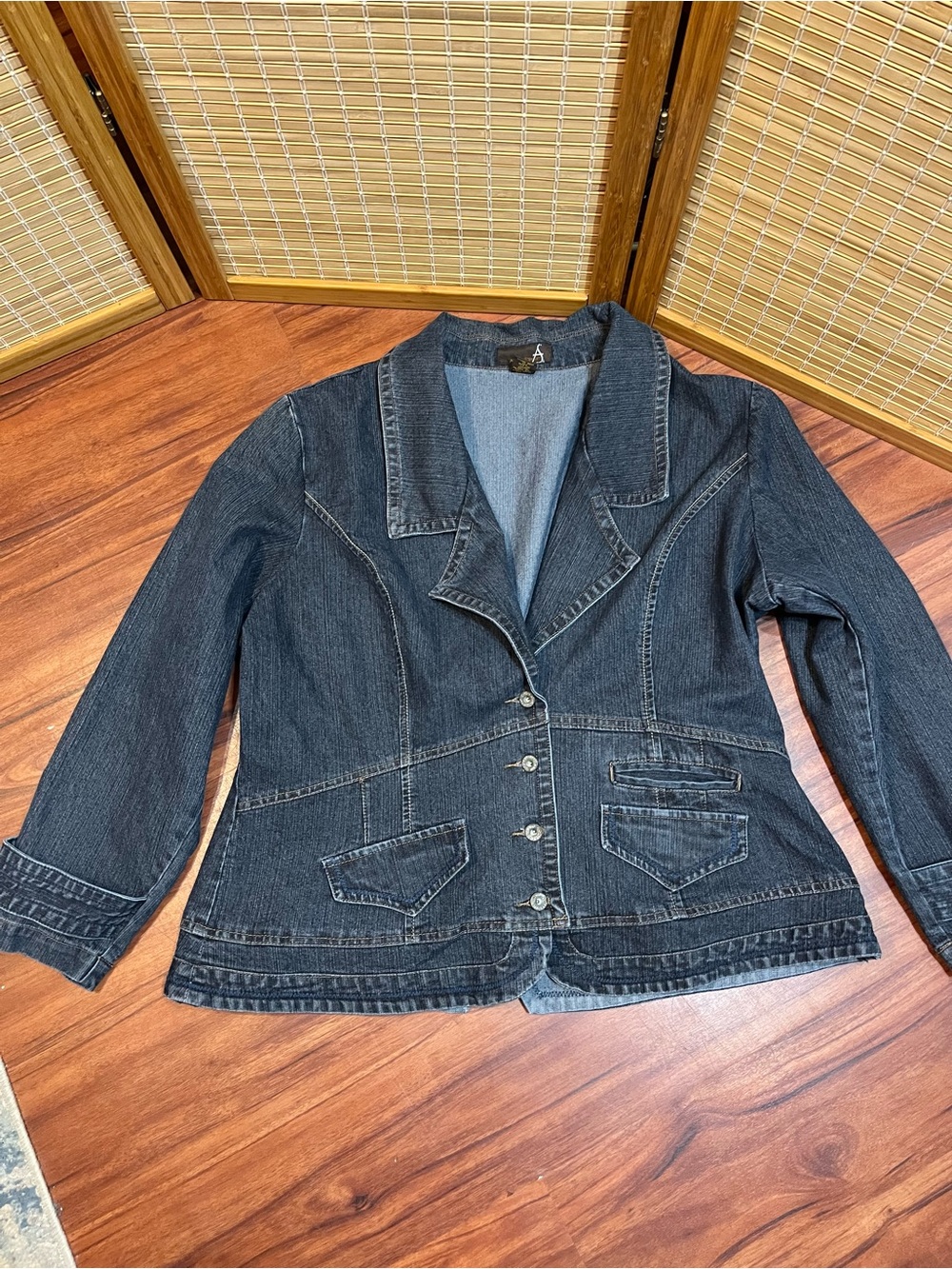 Plus size Denim Jacket Ashley
Stewart Size 18 Plus